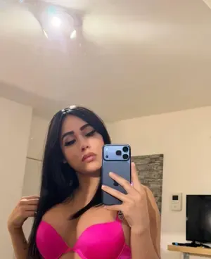 Luhuana – Escort Trans Belgique – Domination